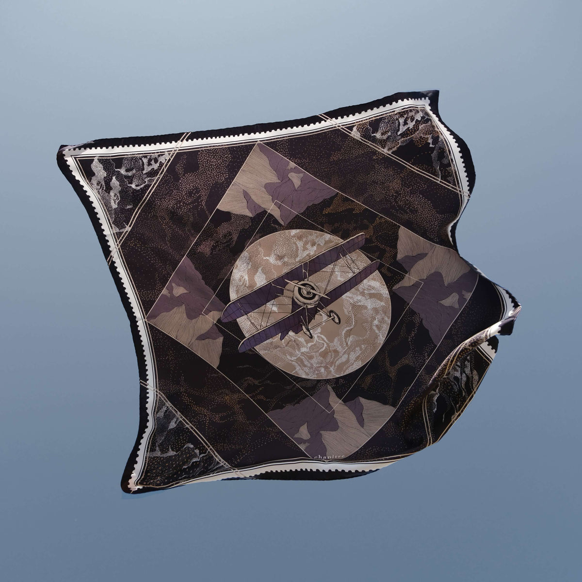 Carré de soie 90 Vol de Nuit - fabriqué en France.Découvrez ce beau carré 100% soie, foulard motif avion pour homme et pour femme, roulotté à la main et fabriqué en France.